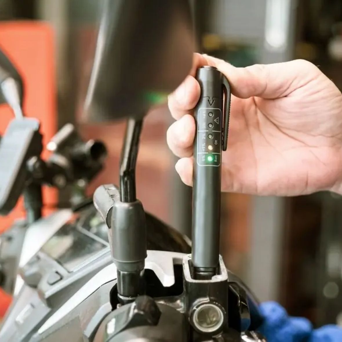 LAPIZ COMPROBADOR DE LIQUIDO DE FRENOS - Imagen 3